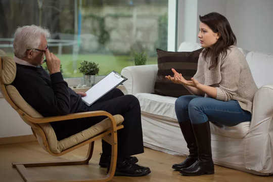 CBT aims to break unhelpful thinking patterns. (you ve been diagnosed with depression now what?) CBT aims to break unhelpful thinking patterns. (you ve been diagnosed with depression now what?)